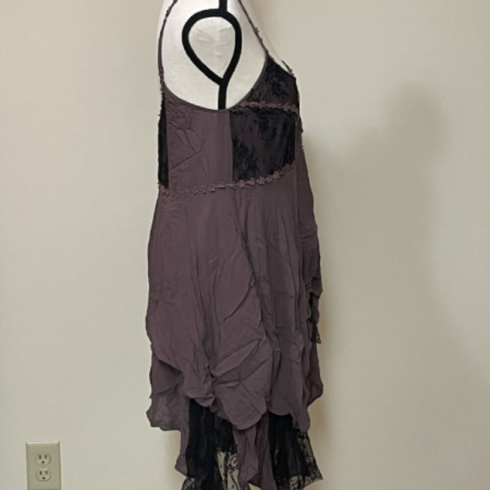 Free People Pieced Lace Slip in Mulberry Combo ASO Davina Claire - Picture 3 of 9